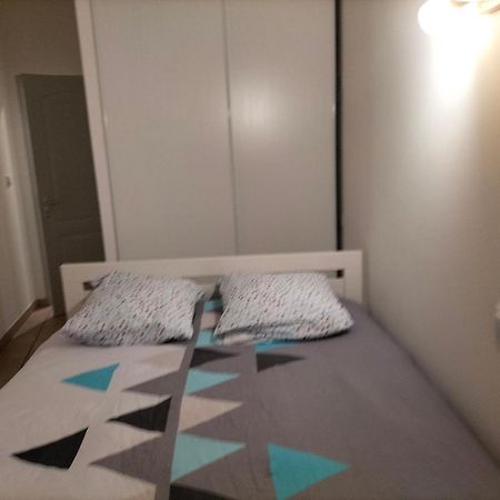 Appartement De Charme ヴェール・ポン・デュ・ガル エクステリア 写真